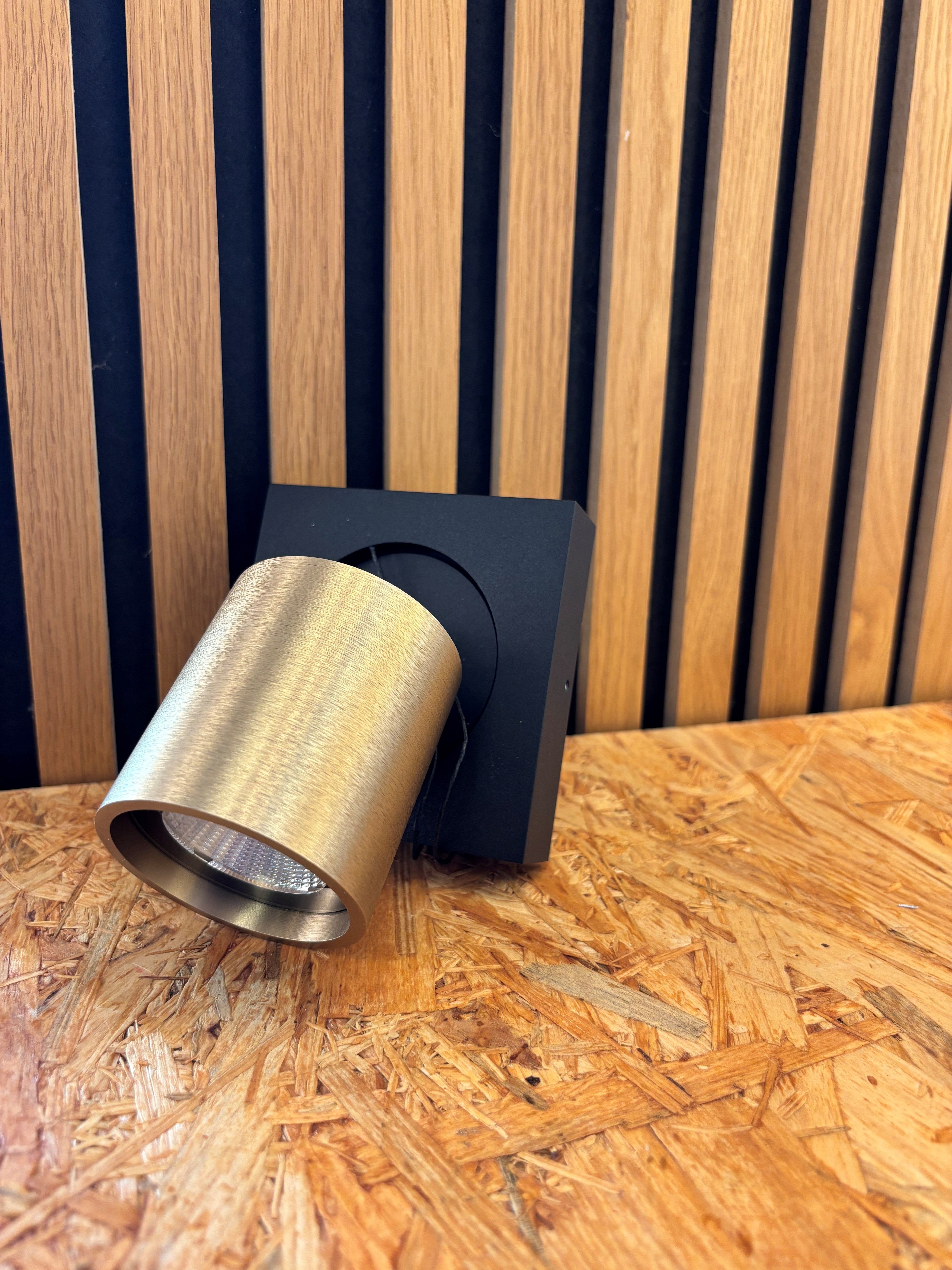 Focus 1 2700K Messing - DEMO