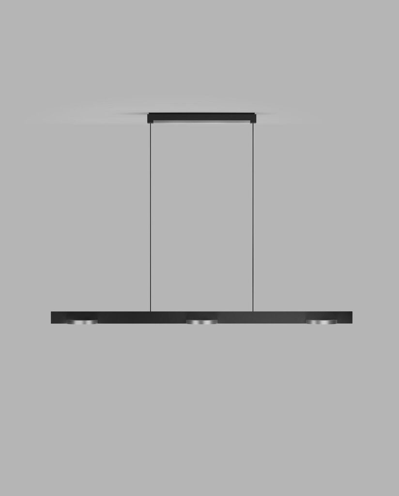 Den unikke designet Inlay S1250 Linear Disc SmartTune 2700-6500K i Mat Sort/Satin Sølv hængt op for dens varme belysning