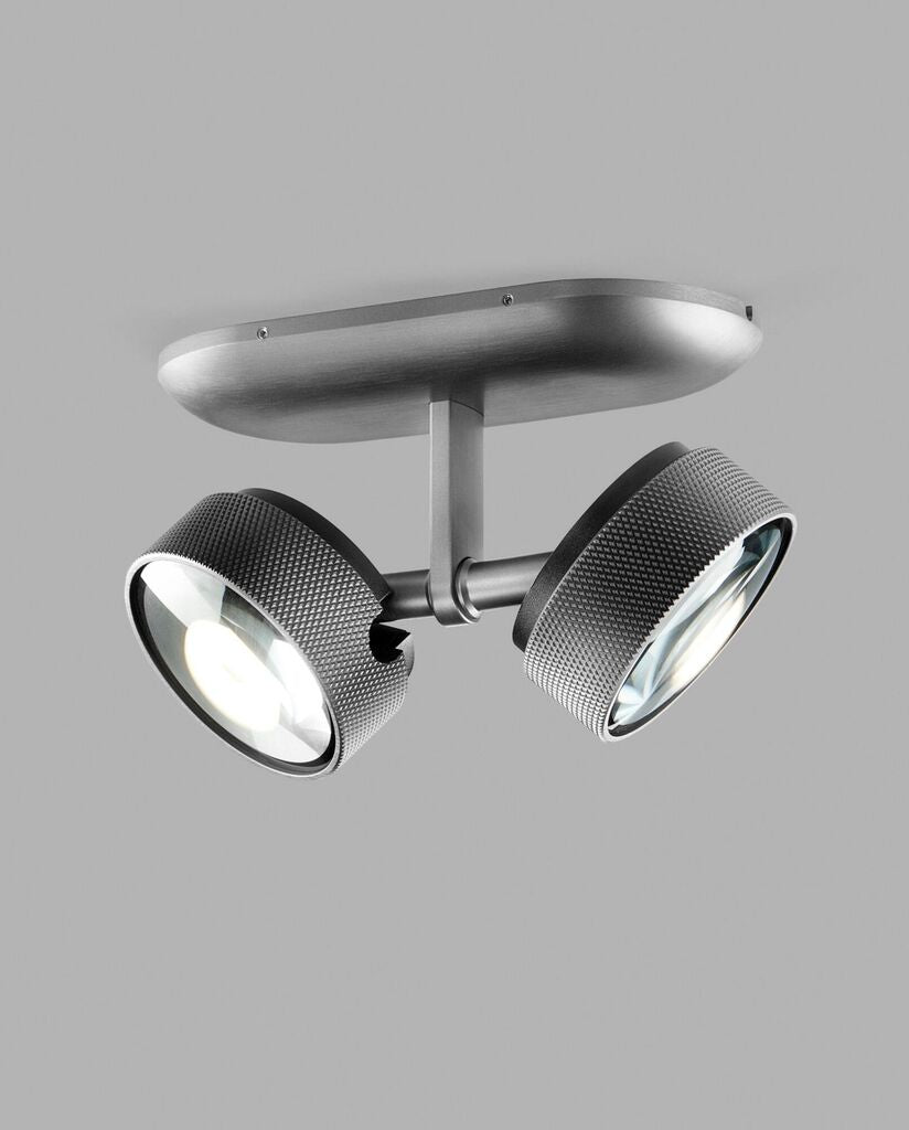 Den unikke designet Cosmo C2 Switch Tune 2700/3000K i Titanium med dens vippende lampeskærme
