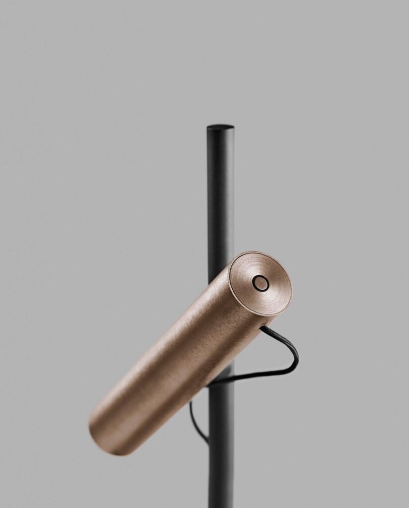 Light-Point Spirit T1 Touch bordlampe 5W IP20 2700K Rose Gold/Sort close-up