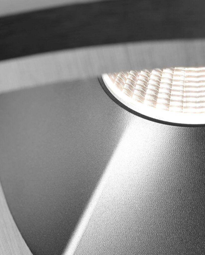 Light-Point Mirage 1 Spot 10W IP54 2700/3000K Titanium close-up