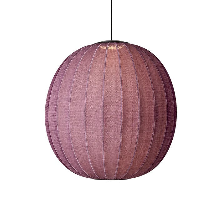 Zoomet helt ind på den æstetiske Knit-Wit Ø75 Round Pendel LED i Burgundy