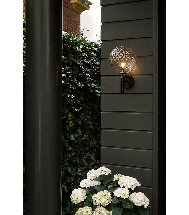 Miira Wall Outdoor - Black/Optic Clear