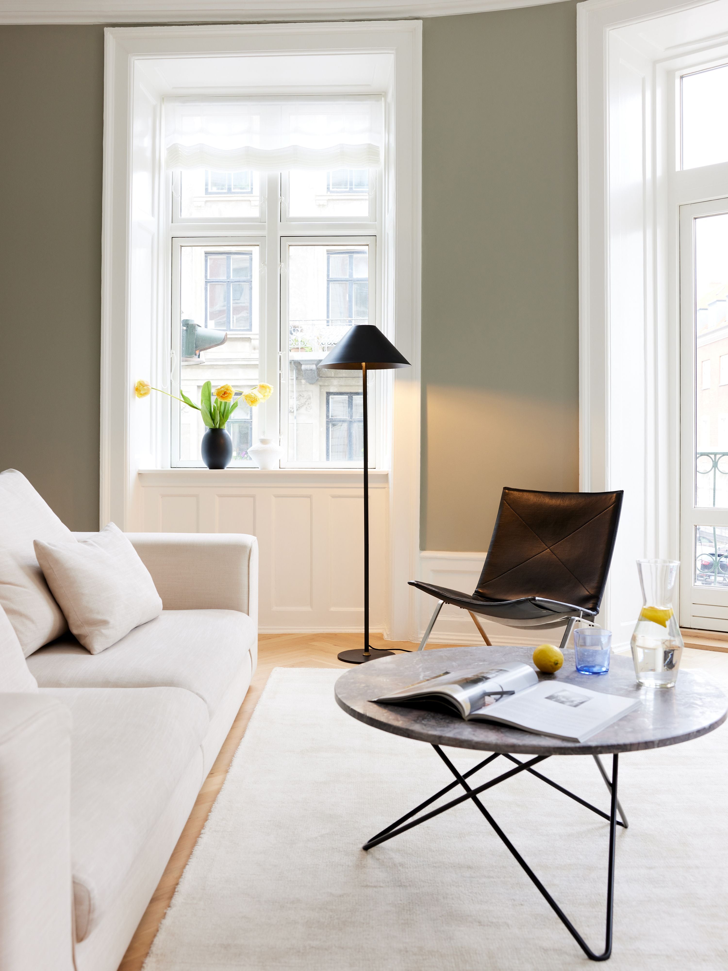 Hygge Gulvlampe Ø40 Graphit Sort