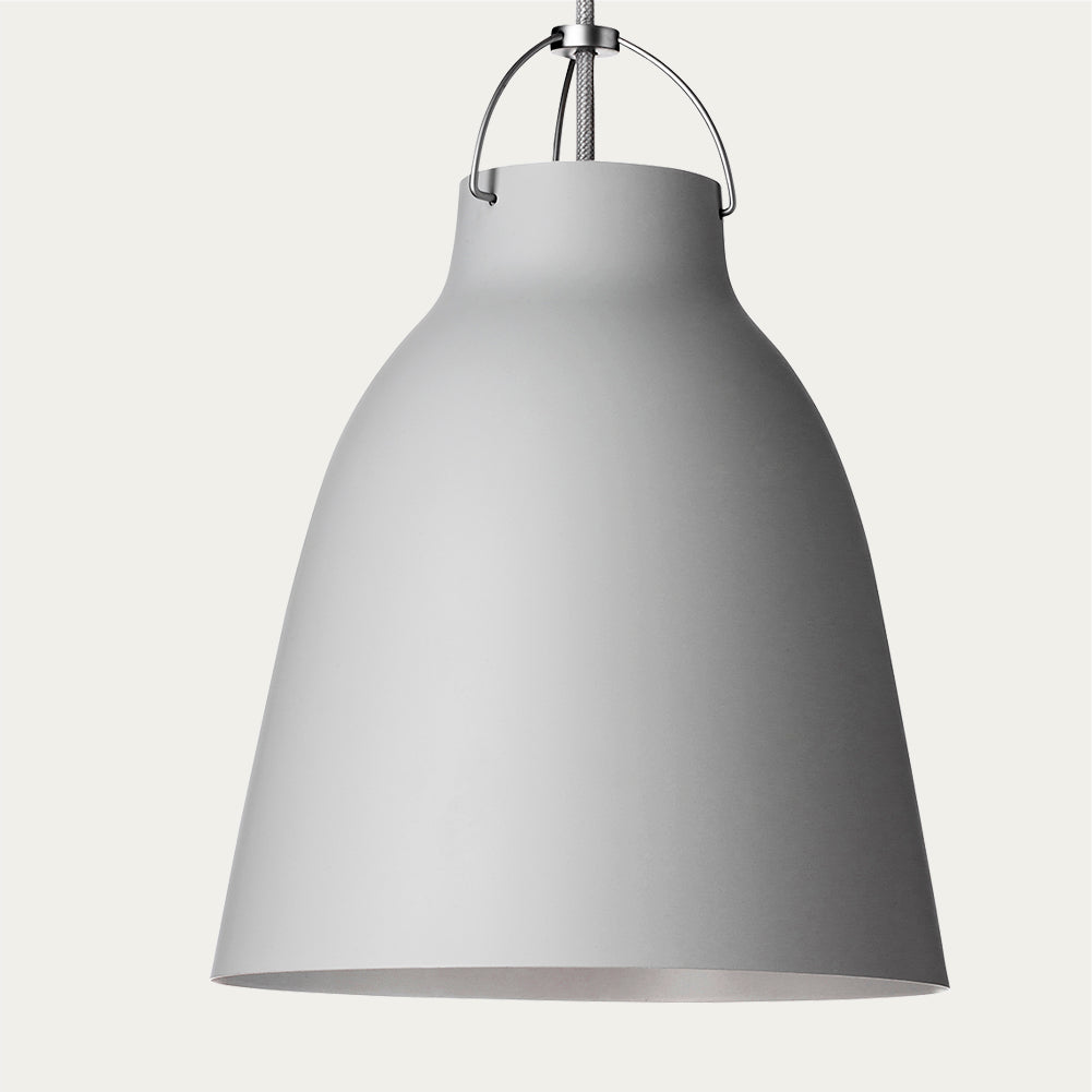 Den smukke Fritz Hansen caravaggio pendel lampe i grå