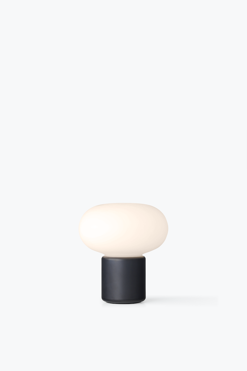 Karl-Johan Portable Bordlampe Cold Black