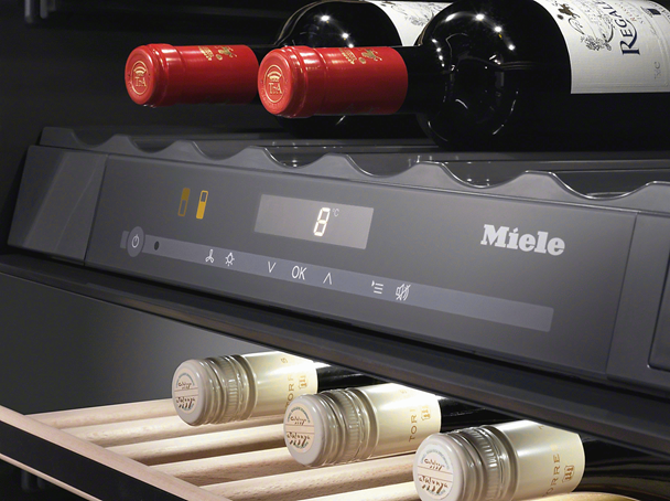 Temperaturregulering i Miele vinkøleskab KWT 6322 UG