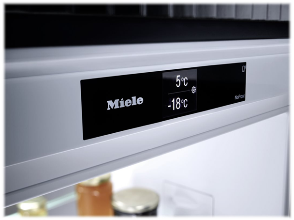 Display på Miele køleskab K7763E