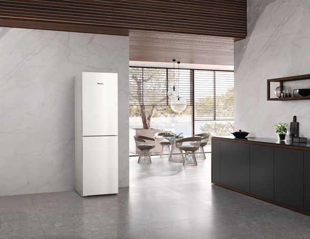 Miele KFN 4393 FD - Fritstående kølefryseskab