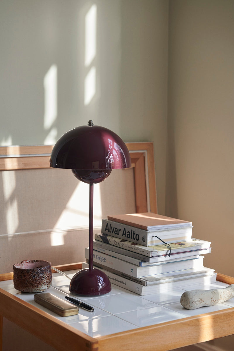 Flowerpot Bordlampe VP3 Dark Plum