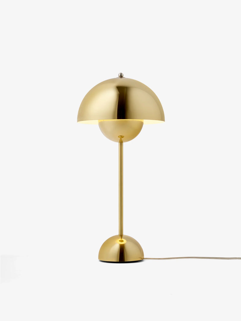 Flowerpot Bordlampe VP3 Messing