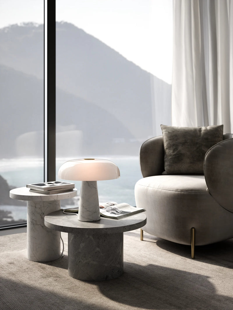 Elegant marmor bordlampe - Lampebutik aalborg