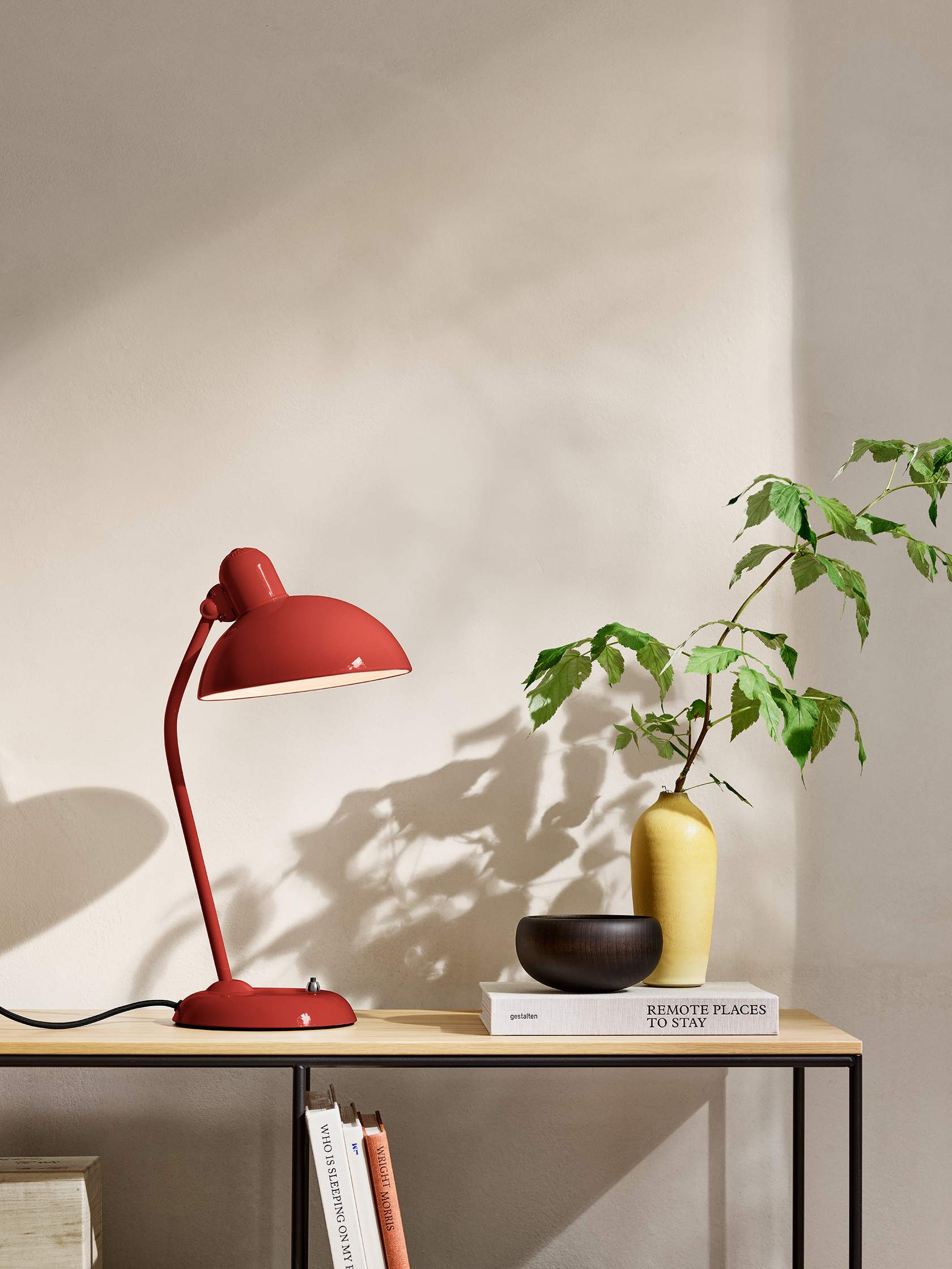 KAISER Idell™ 6556-T Bordlampe Venetian Red