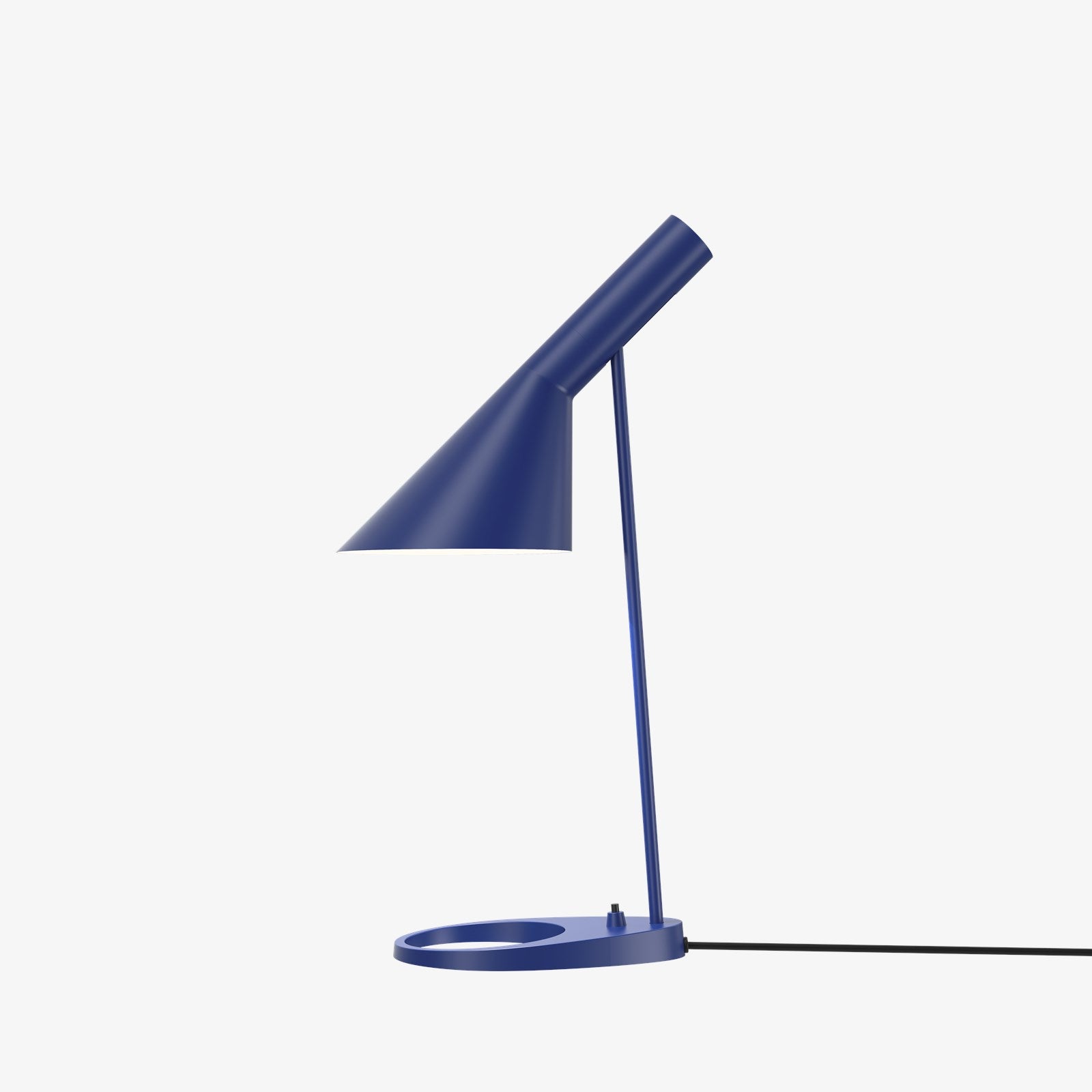 AJ Bordlampe i smuk Natblå farve V3 - Louis Poulsen