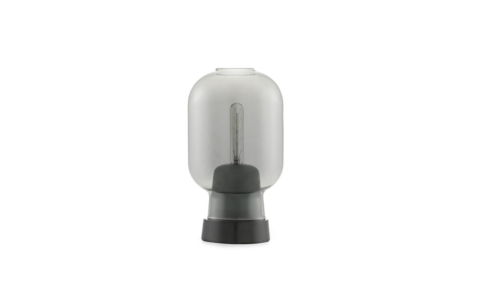Amp Bordlampe EU, Smoke / Sort