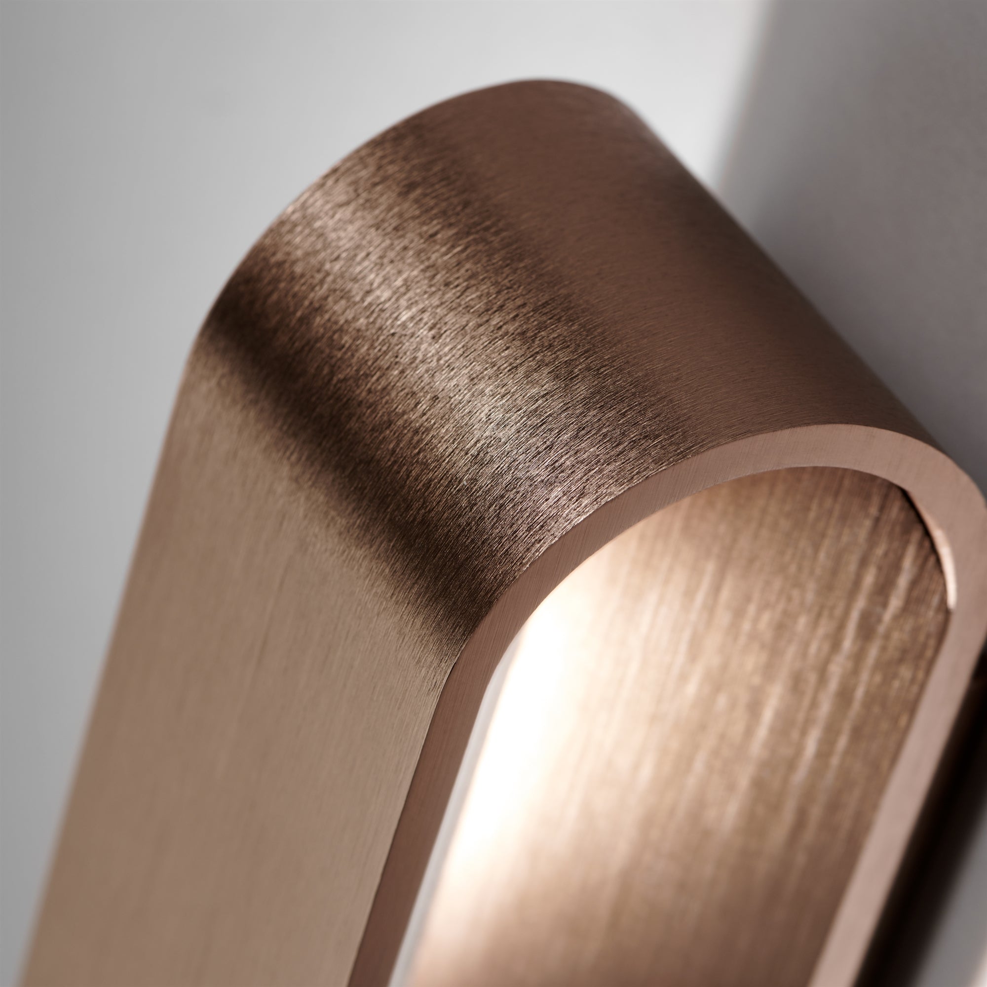 Aura W2 2700K/3000K Væglampe Rose Gold