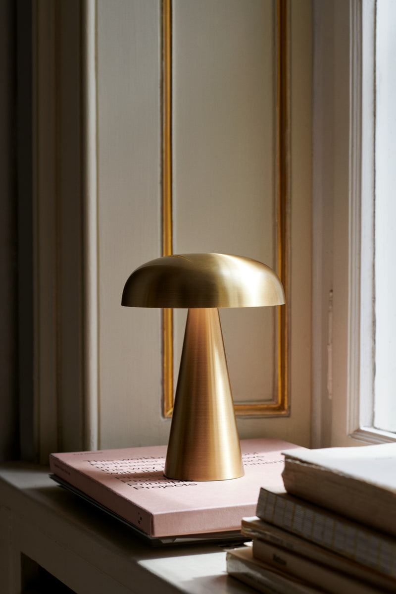 Como SC53 Portable Bordlampe Messing