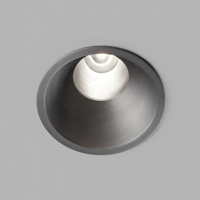 Titanium farvet Light Point spotlampe hos El-Salg Aalborg