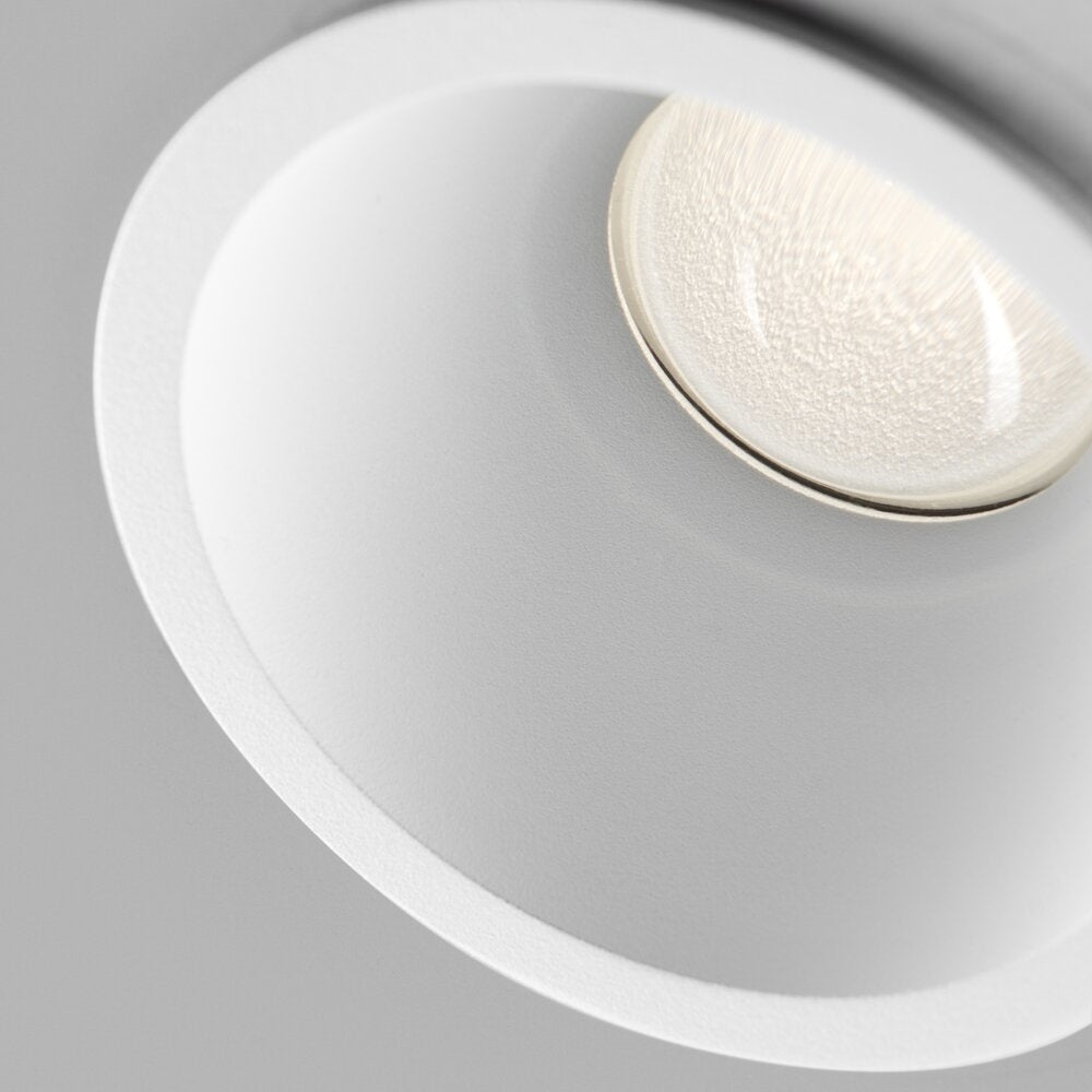 Curve II Ø90 Spotlampe Hvid