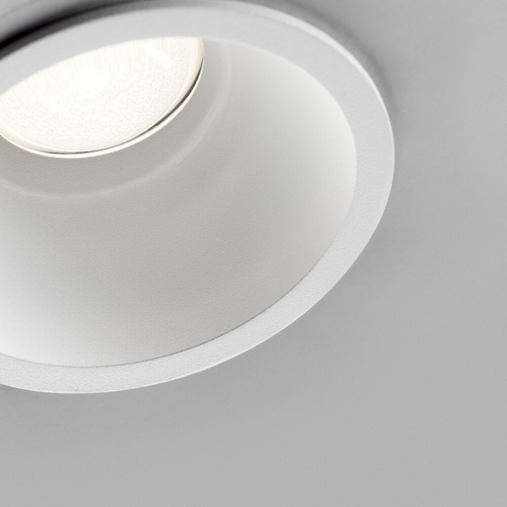 Curve II Ø90 Spotlampe Hvid