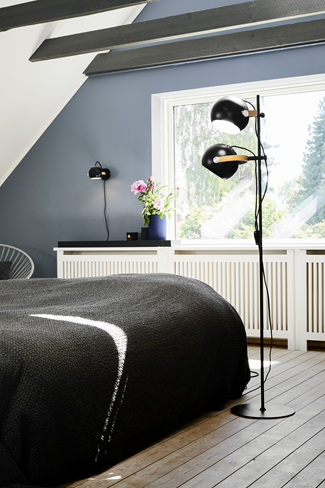 DC Gulvlampe Sort Ø18 2 arme - Halo Design