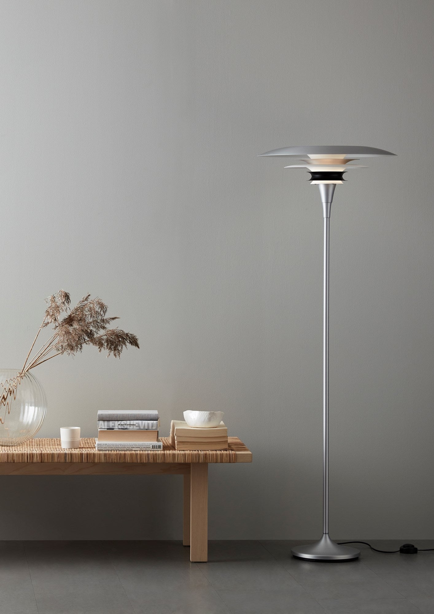 Diablo Gulvlampe Ø50 Mat aluminium, mat sort E27