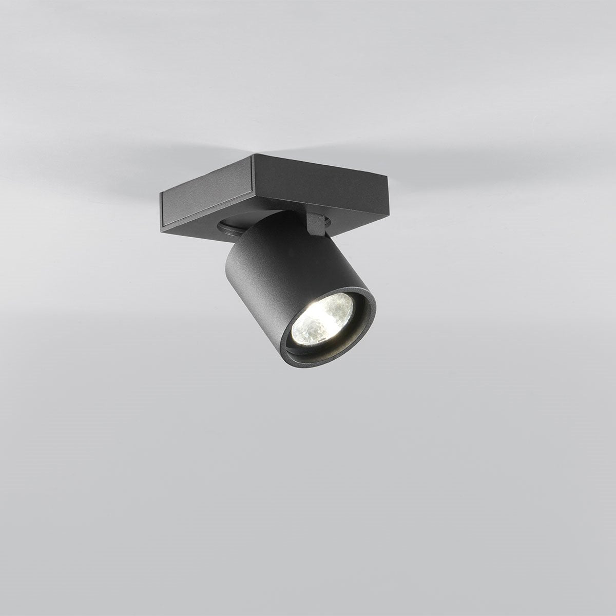Light-Point FOCUS 1 2700K, BLACK