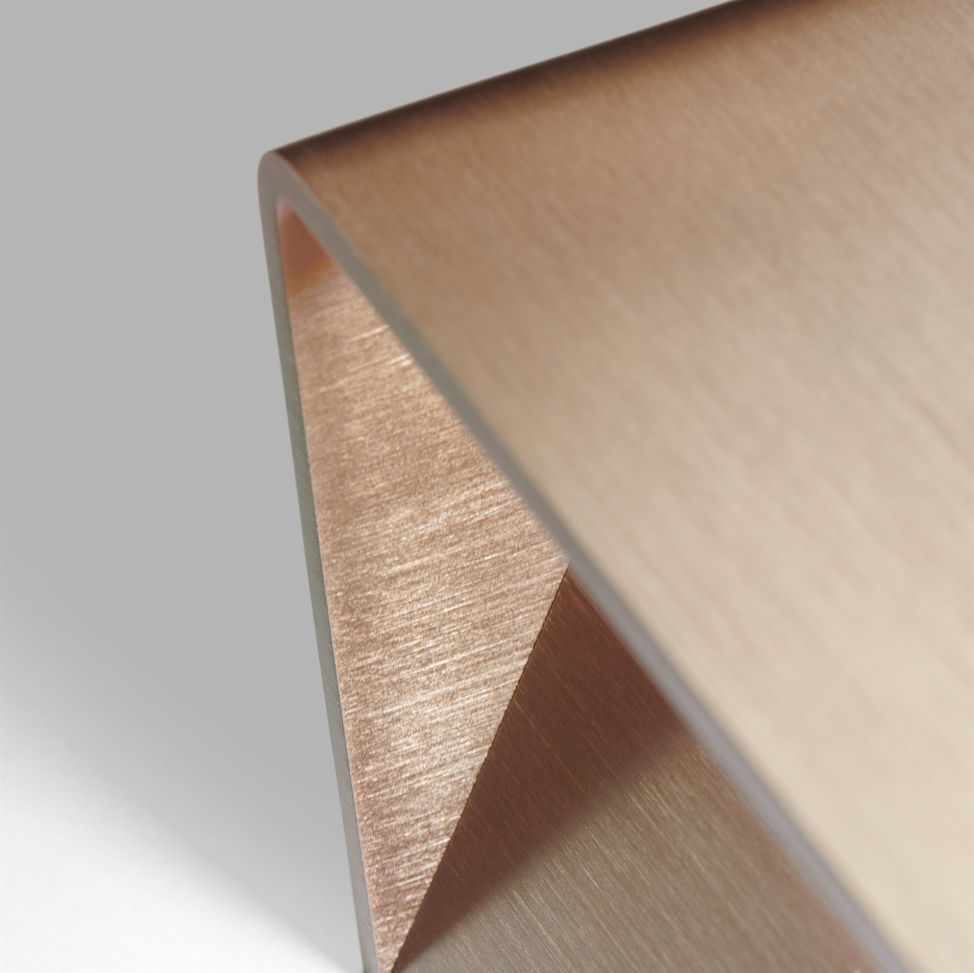 Light-Point lamper i rosegold Mood serien