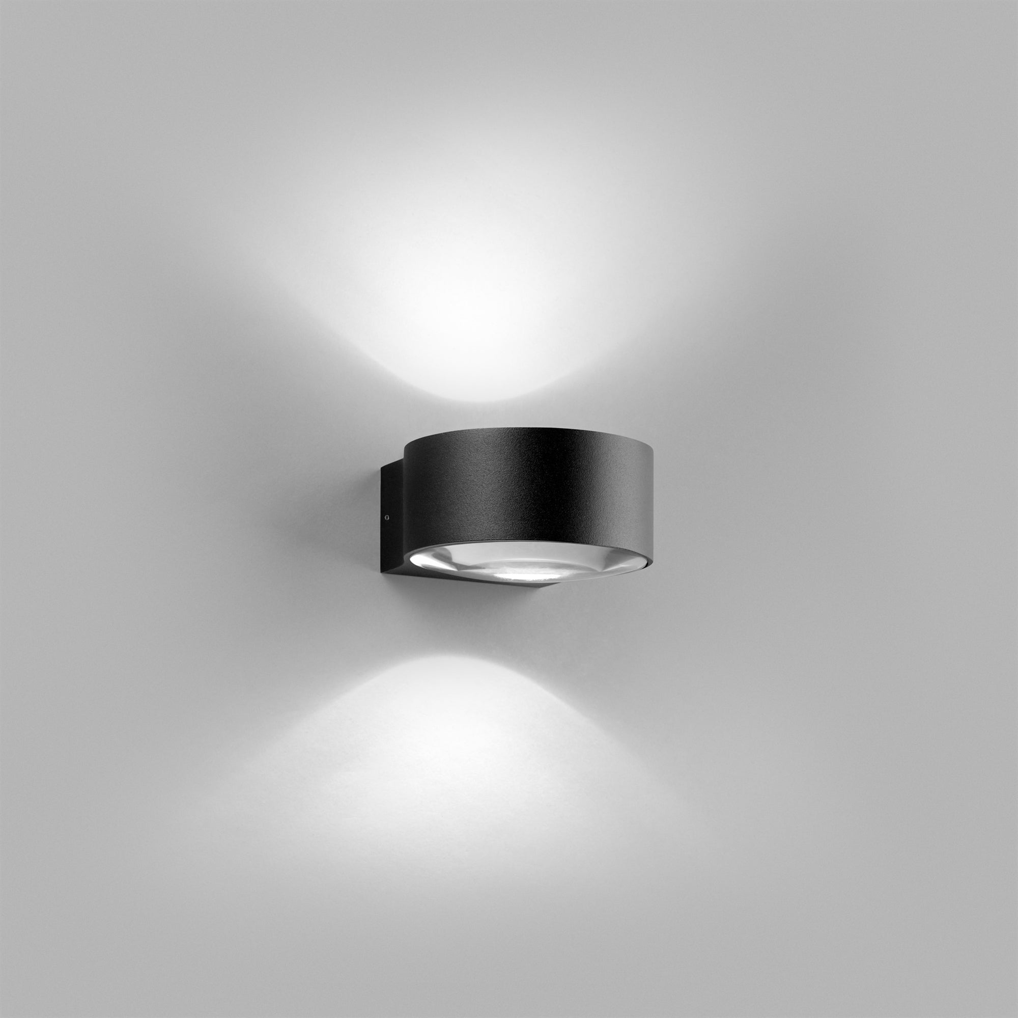 Orbit Wall W1 Sort Væglampe