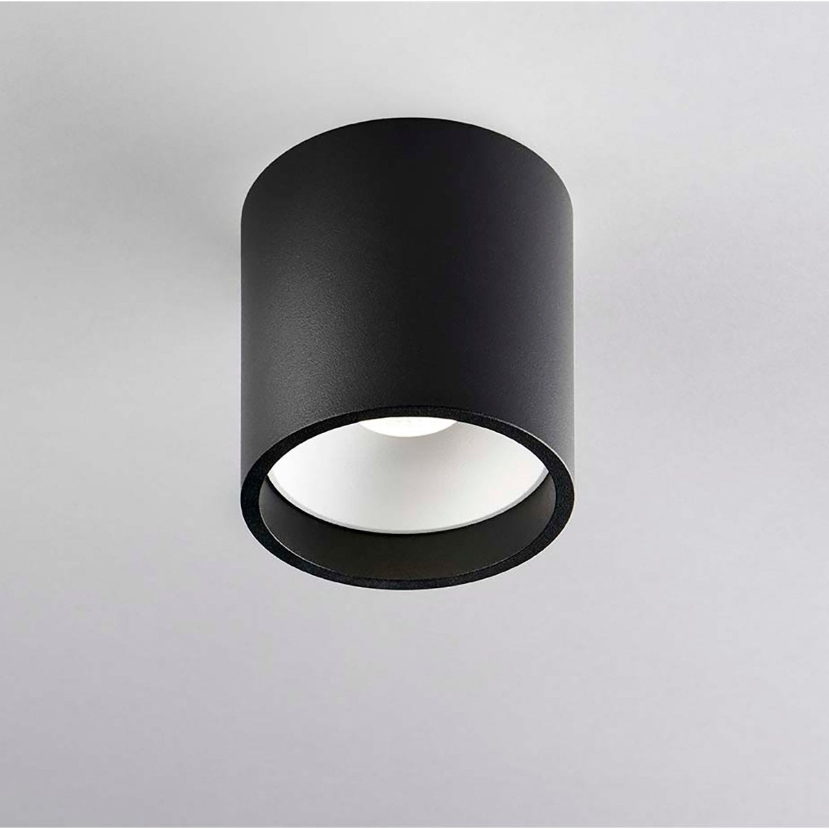 SOLO ROUND BLACK LED 3000K