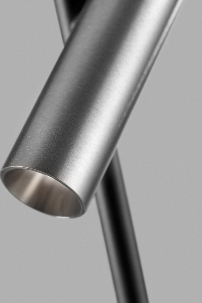 Spirit F1 Sort/Titanium Gulvlampe