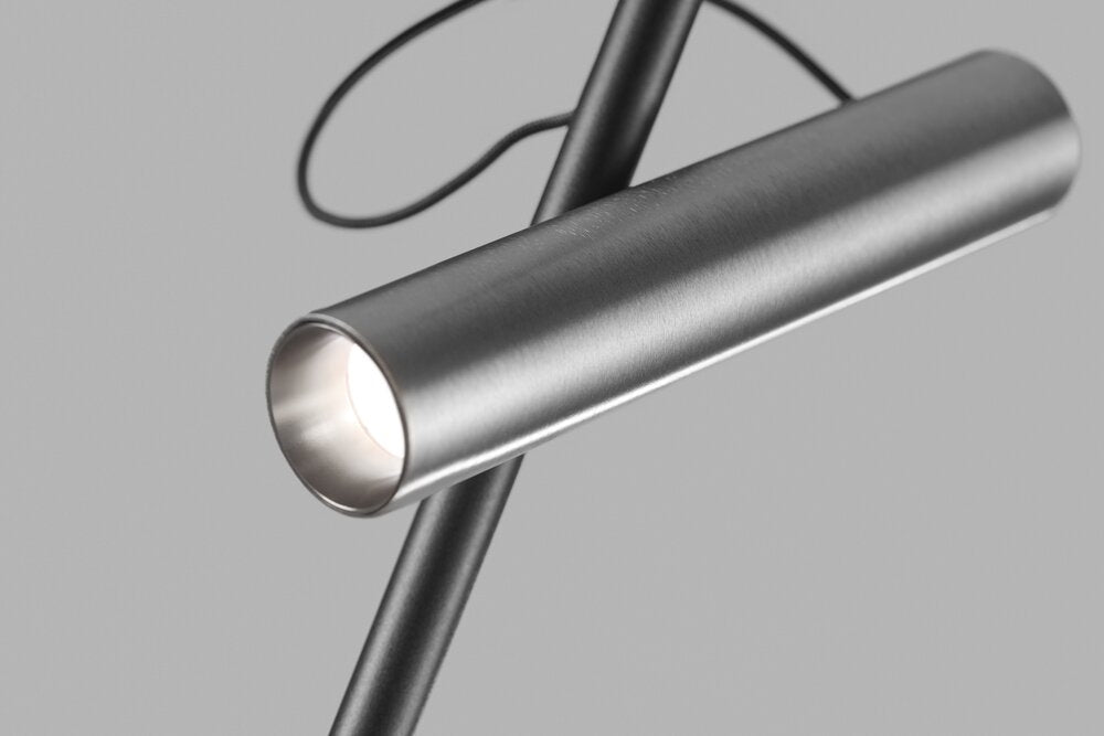 Spirit F1 Sort/Titanium Gulvlampe
