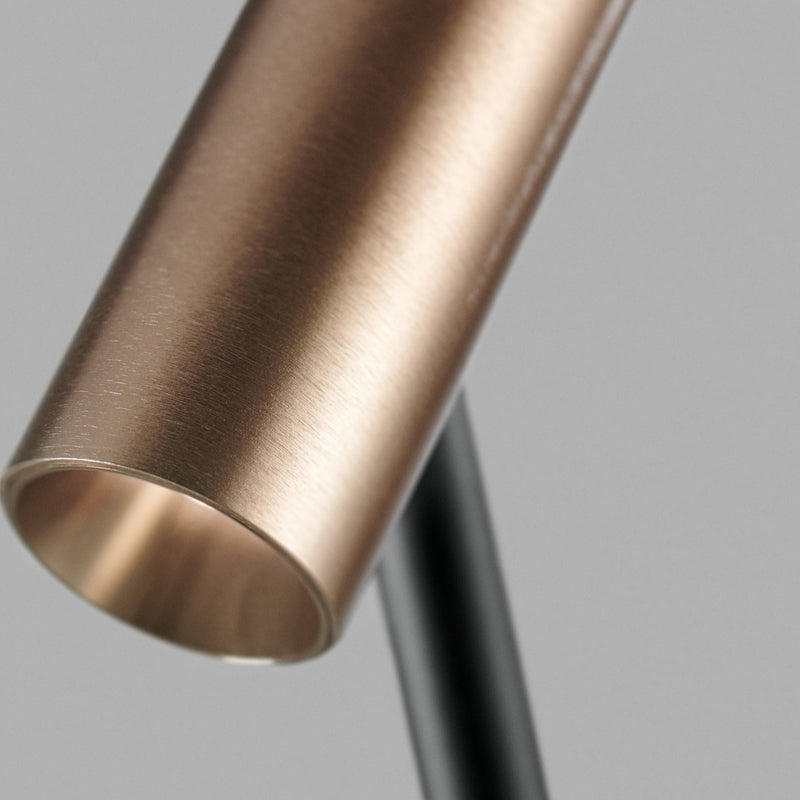 Spirit F1 Sort/Rose Gold Gulvlampe