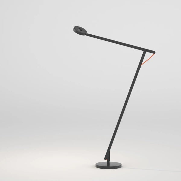 String F1 Gulvlampe orange, mat sort - Rotaliana