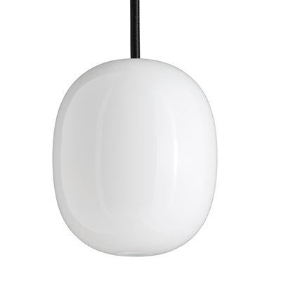 Superæg 200 Pendel opal glas - Sort Ledning