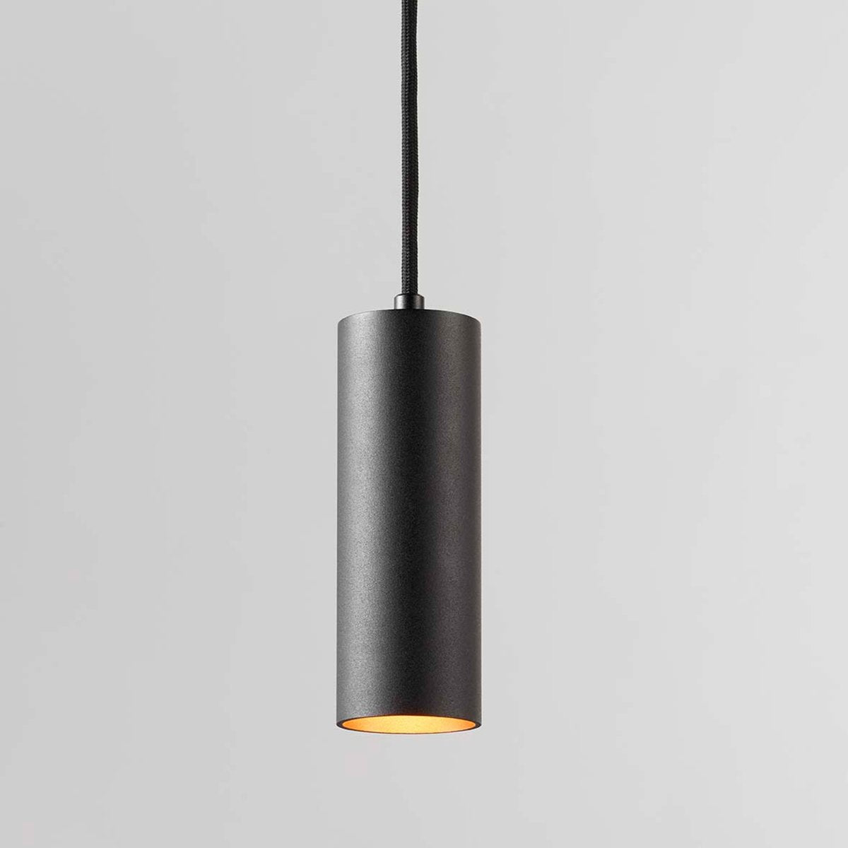 Zero S1 Sort/Guld - Pendel fra Light-Point